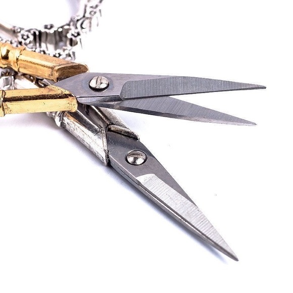 Classic European Scissors, Vintage Floral Pattern, 4 Colors - Picture 15 of 16